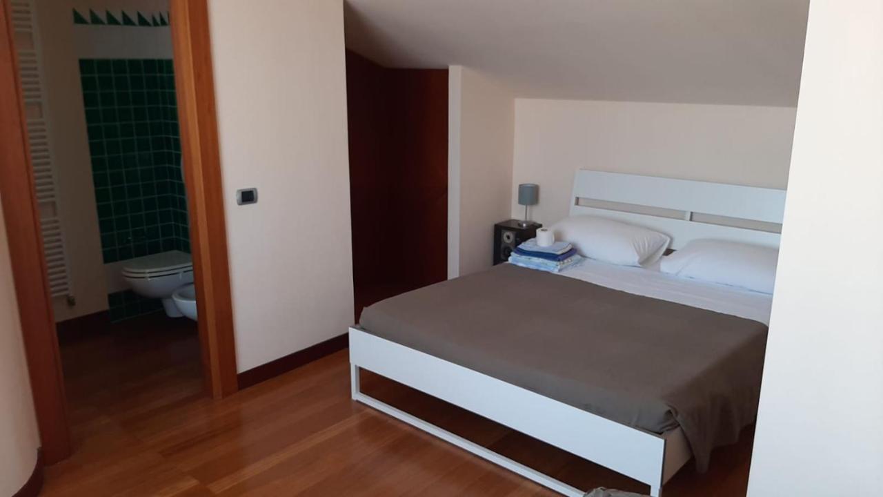 B & B Paradiso 로레토 외부 사진